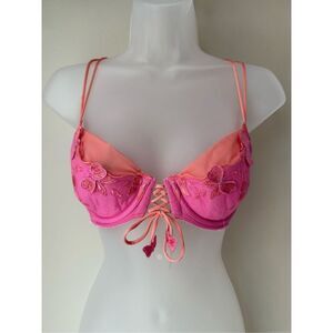 Victoria’s Secret 2005 Y2K Limited Edition 3D Embroidered Butterly Bra Size 34C